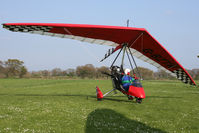 G-BZTW photo, click to enlarge G-BZTW photo, click to enlarge