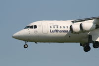 D-AVRI @ EBBR - flight LH4602 is descending to rwy 25L - by Daniel Vanderauwera