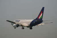 HA-LOB @ EBBR - descending to rwy 25L - by Daniel Vanderauwera