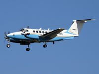 N35 @ KPHL - Landing at PHL - by JOE OSCIAK