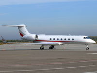 N35CD @ EHEH - Gulfstream Aerospace G-V Gulfstream 5 N35CD Shering Plough - by Alex Smit