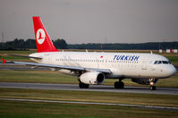 TC-JPF @ LOWW - Turkish Airlines Airbus A320