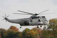 XV707 photo, click to enlarge XV707 photo, click to enlarge