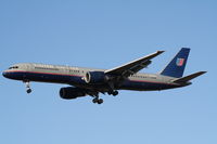 N539UA @ KORD - Boeing 757-200 - by Mark Pasqualino