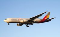 HL7775 @ KORD - Boeing 777-200ER - by Mark Pasqualino