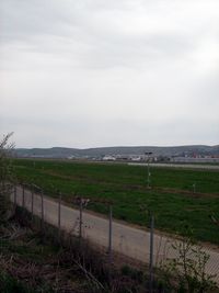 YR-BGI @ LRCL - Onthe platform
