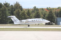 N188SL @ MGN - VNR188 - KGRB-KMGN - Landing RWY 28