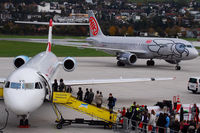 OE-LVC @ LOWI - Austrian arrows Fokker 100 (OE-LVC) and flyNIKI Airbus A320 (OE-LEU)