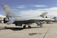 163277 @ KNKX - VF-126 Top Gun F-16N - by FBE