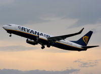EI-DWR @ EGGP - Ryanair - by Chris Hall