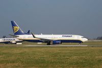 EI-CSX @ EIDW - Lining up for departure off Rwy 10 - by Noel Kearney