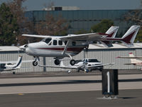 N424 @ KSMO - N424 arriving on RWY 21 - by Torsten Hoff