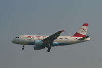 OE-LDE @ EBBR - arrival of flight OS351 to rwy 25L