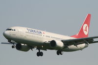 TC-JGL @ EBBR - Arrival of flight TK1937 to rwy 25L
