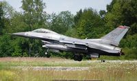 90-0828 @ EBFS - USAF - by Jan Lefers