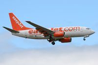 G-EZJP @ EGNT - Boeing 737-73V on finals to rwy 07 at Newcastle. - by Malcolm Clarke