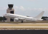 N529PP @ ORL - BBJ - by Florida Metal