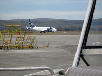 YR-BGH @ LRCL - 737