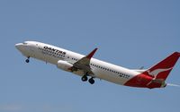 VH-VYL @ BNE - VH-VYL Wangaratta Qantas 737-800
