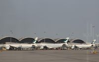 B-HUD @ VHHH - Cathay Pacific Jumbos (B-HUD is centre aircraft)