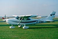 D-EBKI @ EDKB - Cessna 182S Skylane at Bonn-Hangelar airfield - by Ingo Warnecke