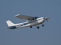 N96575 @ KSMO - N96575 departing from RWY 03 - by Torsten Hoff