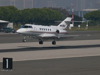 N858QS @ KSMO - N858QS arriving on RWY 21 - by Torsten Hoff