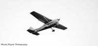 N65647 @ KFUL - 2005 Cessna 172