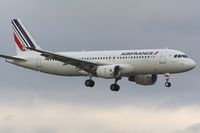 F-GKXU @ LOWW - AIR FRANCE - by Delta Kilo