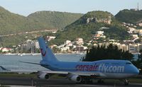 F-HSEX @ TNCM - corsair back tracking runway 10 - by Daniel Jef