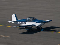 N206HW @ KSMO - N206HW taxiing - by Torsten Hoff