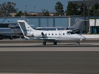 N440LX @ KSMO - N440LX taxiing - by Torsten Hoff