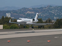 N472QS @ KSMO - N472QS arriving on RWY 21 - by Torsten Hoff