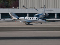 N525GB @ KSMO - N525GB taxiing - by Torsten Hoff