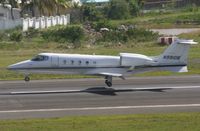 N991DB @ TNCM - in the glid slope over the tresh hold