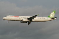 TC-FBG @ EBBR - arrival of flight FHY577 to rwy 25L