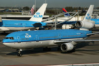 PH-KCB @ EHAM - KLM MD-11
