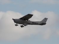 N6197T @ ORL - Cessna 172S - by Florida Metal