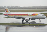 EC-KNM @ DUS - Iberia Airbus A320-214