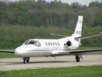 N823NA @ KLUK - Taxiing - by Kevin Kuhn