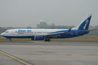 YR-BIC @ VIE - Blue Air Boeing 737-800