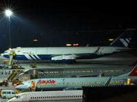 RA-96102 @ VIE - First visit at VIE