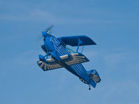 N540BE @ KSMO - N540BE leaping into the sky. That's a phenomenal climb for having two people on board. - by Torsten Hoff
