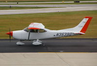 N3539G @ CID - Taxiing to runway 27 from Landmark FBO - by Glenn E. Chatfield