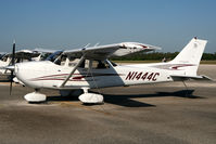 N1444C @ LNA - visitor - by Wolfgang Zilske