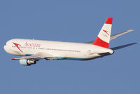 OE-LAT @ VIE - Austrian Airlines Boeing 767-3A1(ER) - by Joker767