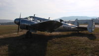 N3785 @ KONA - Sitting in the grass at ONA - by Ed Wells