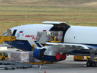 RA-96102 @ VIE - Second visit at VIE - by P. Radosta - www.austrianwings.info