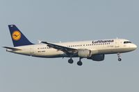 D-AIQH @ EDDF - early morning arrival - by FBE