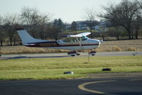 N9897M @ I19 - 1976 Cessna 182P